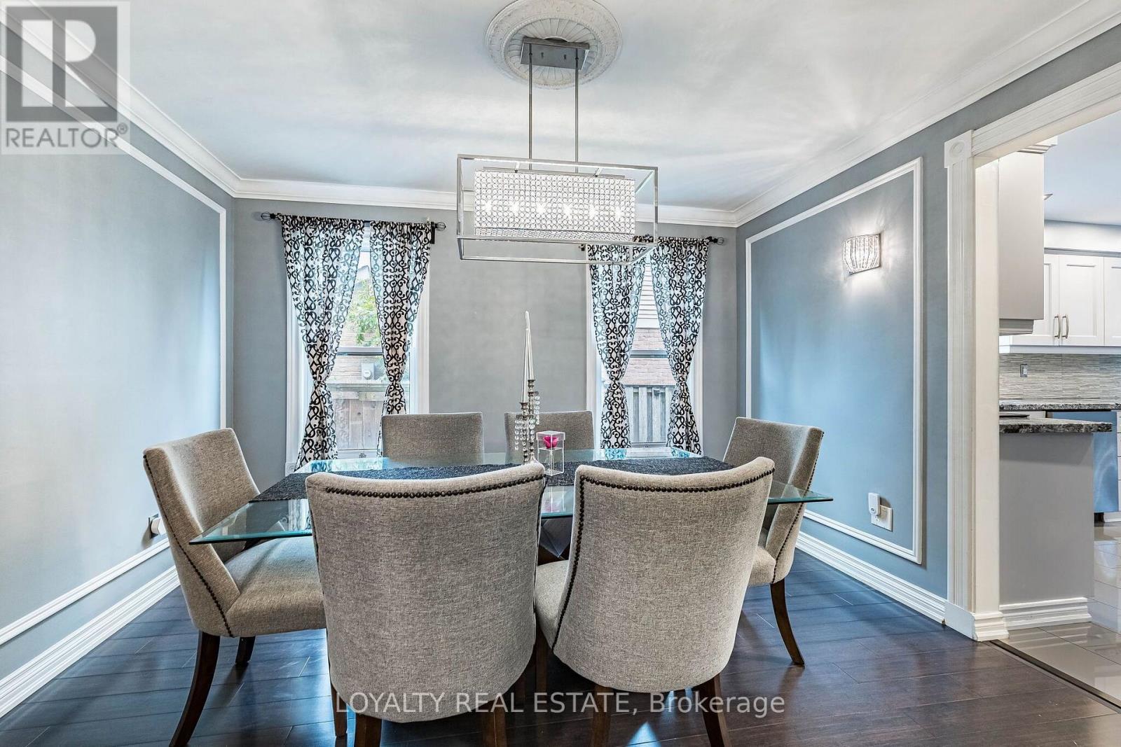 52 Newcastle Crescent, Brampton, Ontario  L6S 3Y8 - Photo 5 - W13790864