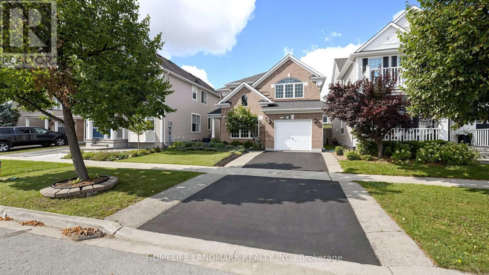 639 Bennett Boulevard, Milton, Ontario  L9T 6B1 - Photo 2 - W13790874