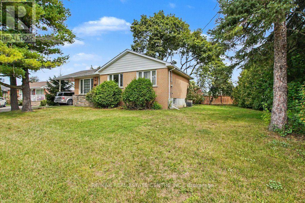 189 Wakefield Road, Milton, Ontario L9T 2L7 - Photo 2 - W13790894