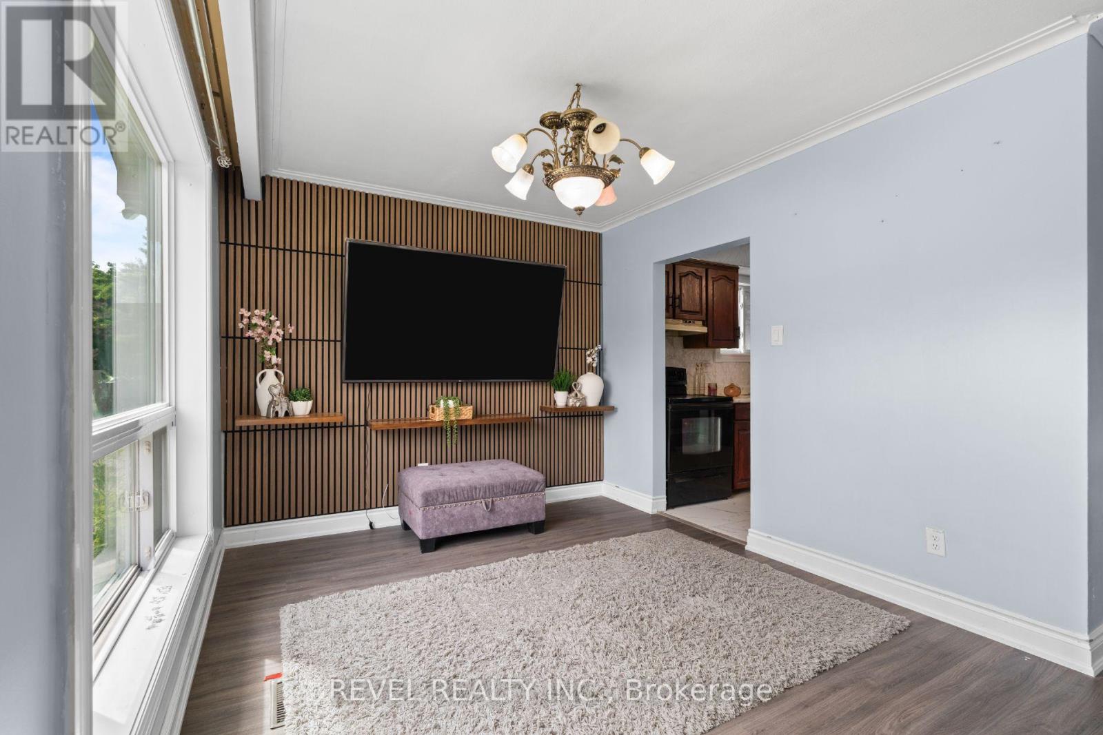 383 Bartley Bull Parkway, Brampton, Ontario L6W 2M1 - Photo 8 - W13790936