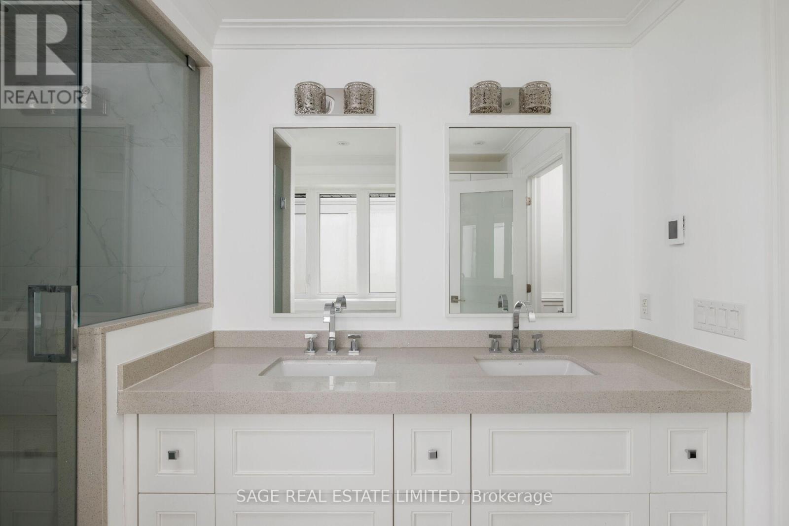 19 Oldham Road, Toronto, Ontario  M9A 2B8 - Photo 30 - W13790968