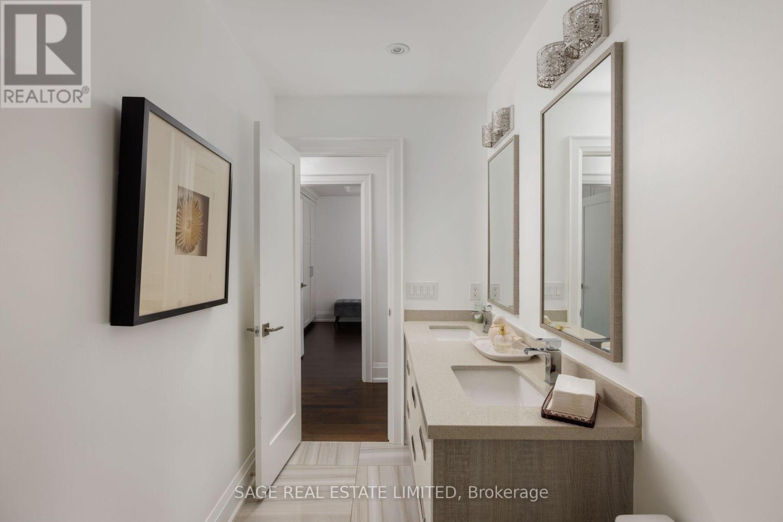 19 Oldham Road, Toronto, Ontario  M9A 2B8 - Photo 35 - W13790968