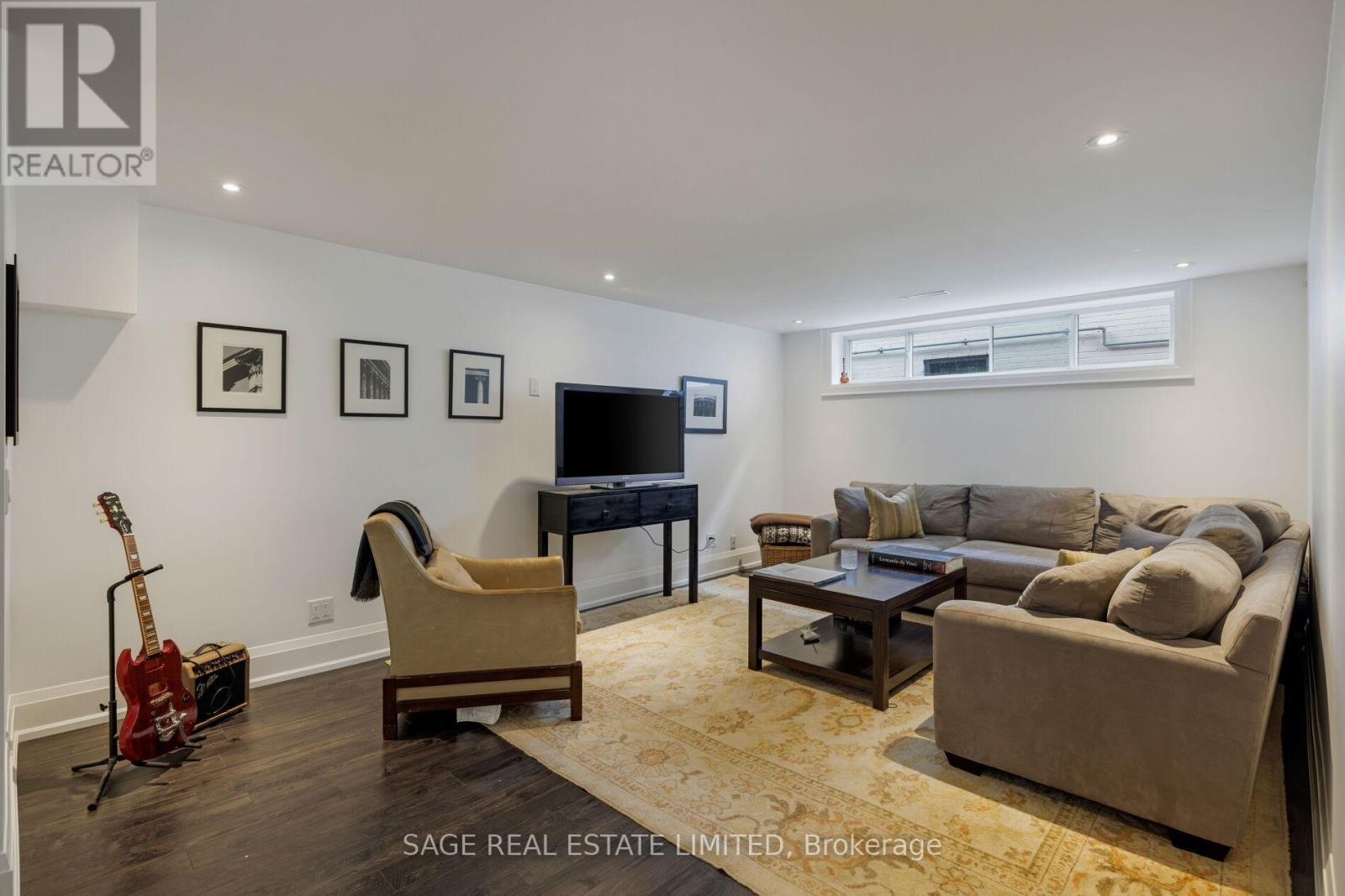 19 Oldham Road, Toronto, Ontario  M9A 2B8 - Photo 38 - W13790968