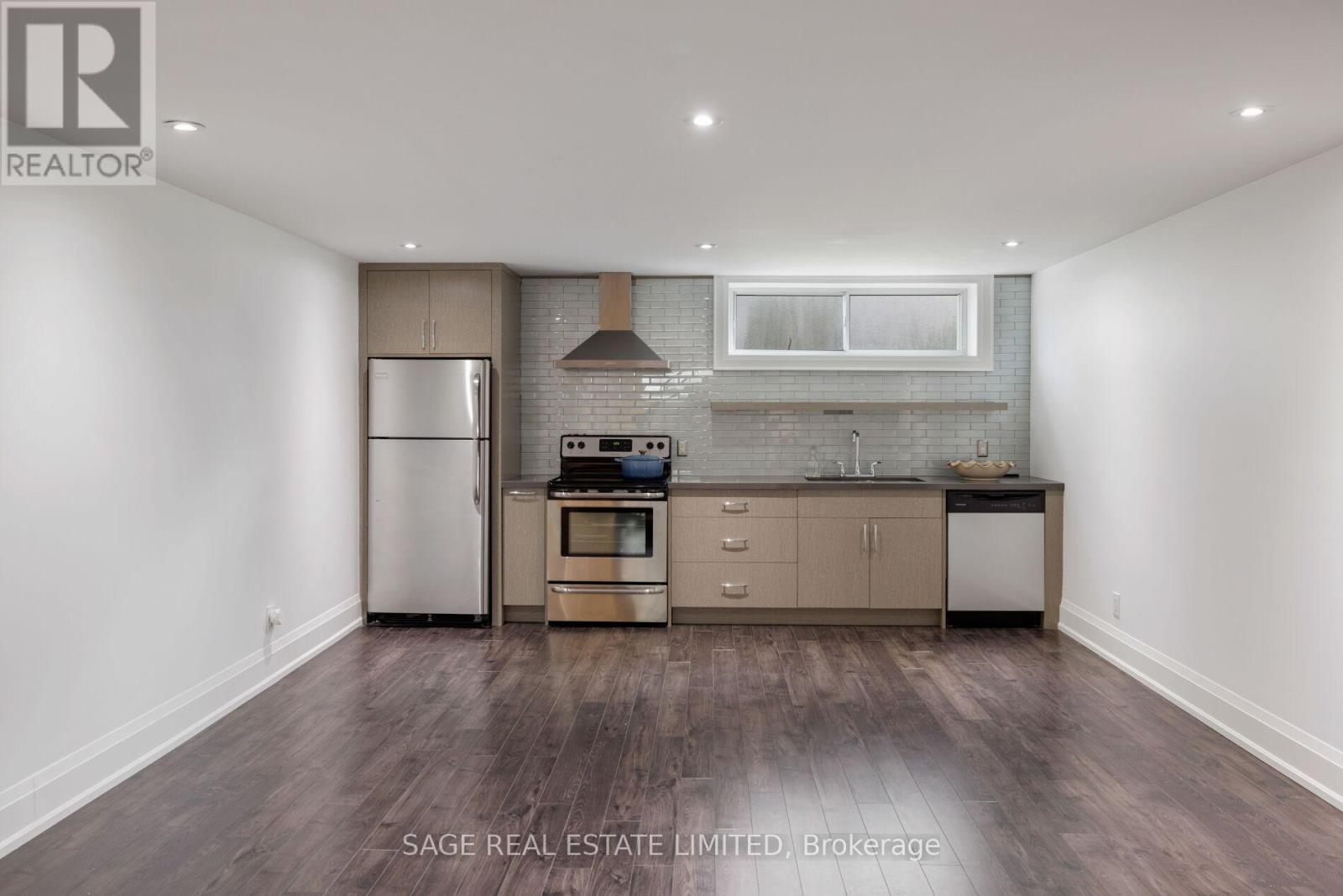 19 Oldham Road, Toronto, Ontario  M9A 2B8 - Photo 40 - W13790968