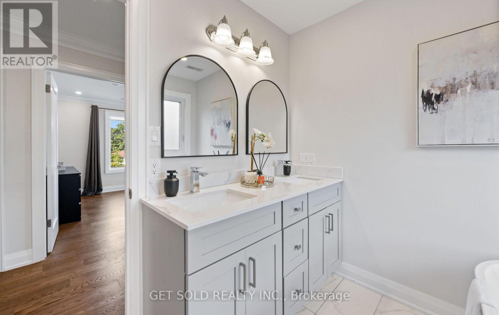 8 Hackmore Avenue, Toronto, Ontario  M9W 3W3 - Photo 24 - W13790970