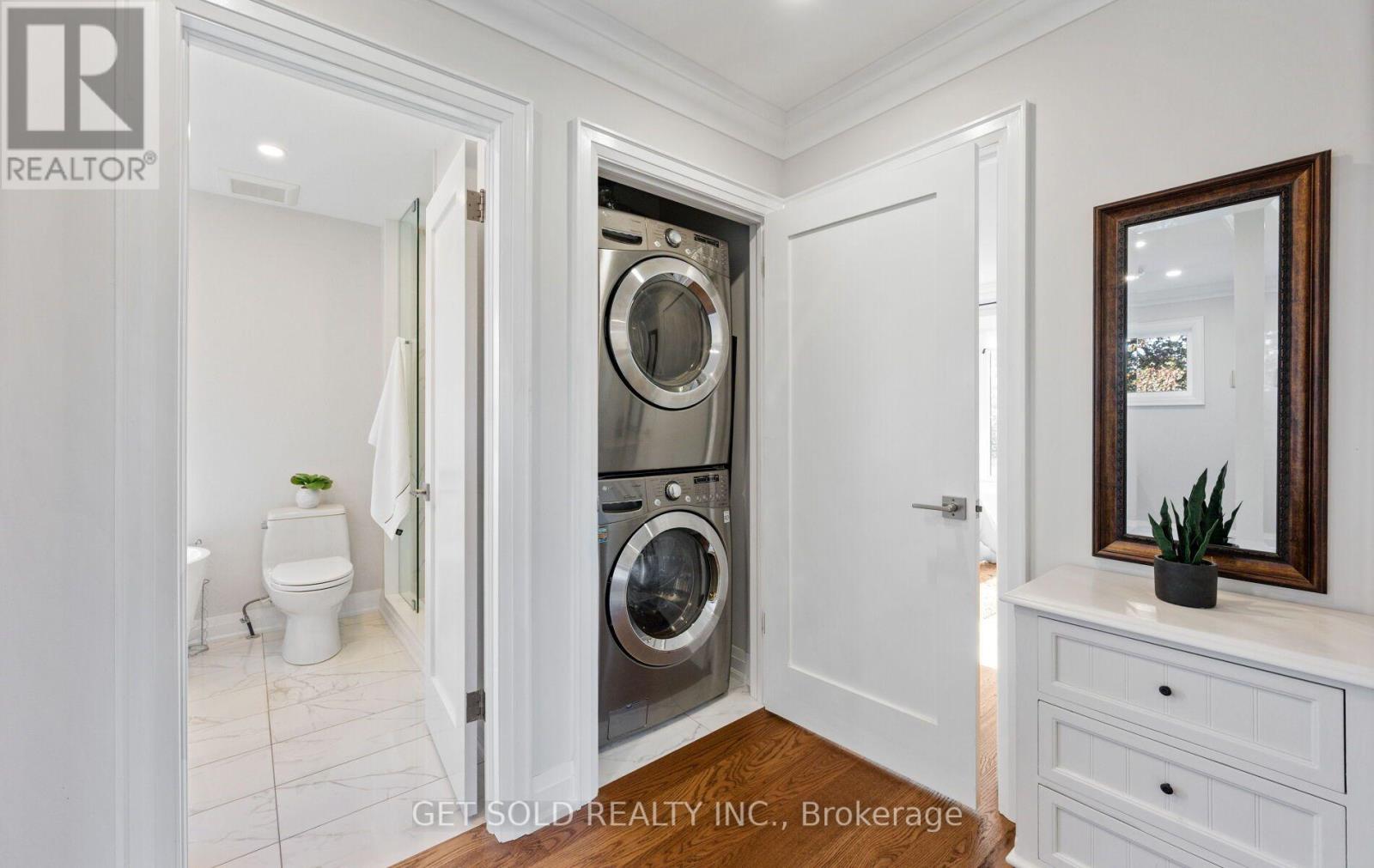 8 Hackmore Avenue, Toronto, Ontario  M9W 3W3 - Photo 26 - W13790970