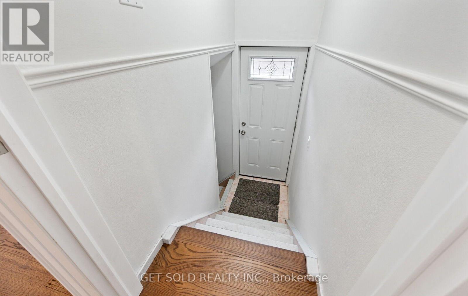 8 Hackmore Avenue, Toronto, Ontario  M9W 3W3 - Photo 27 - W13790970