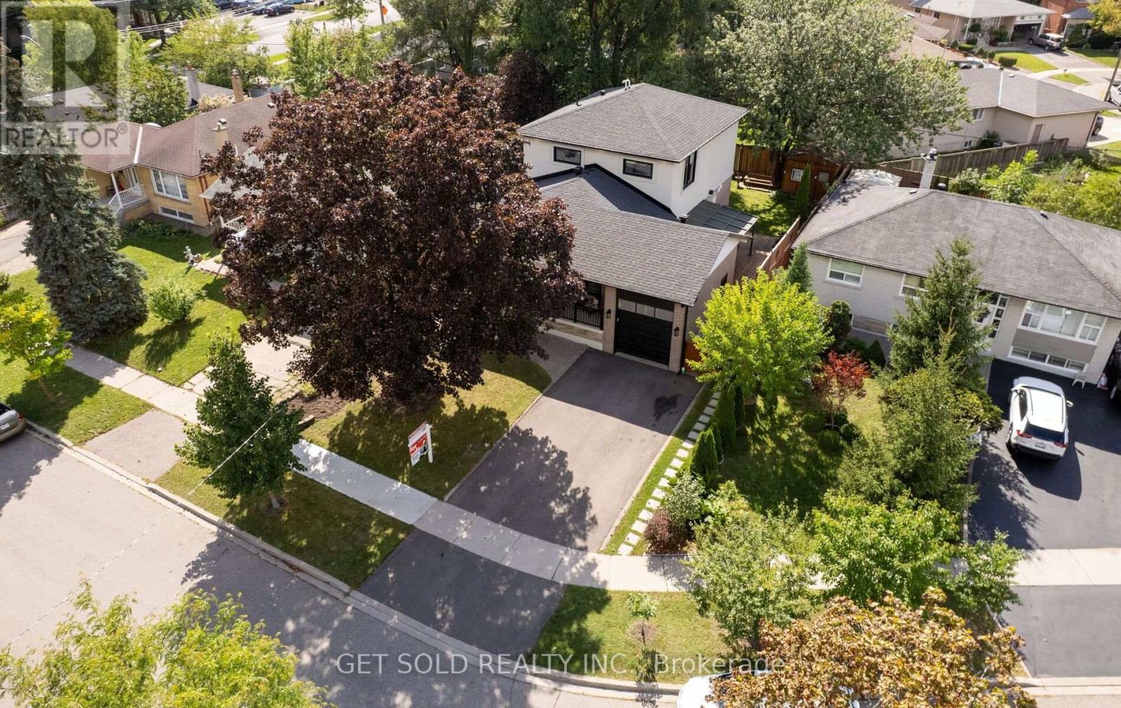 8 Hackmore Avenue, Toronto, Ontario  M9W 3W3 - Photo 48 - W13790970