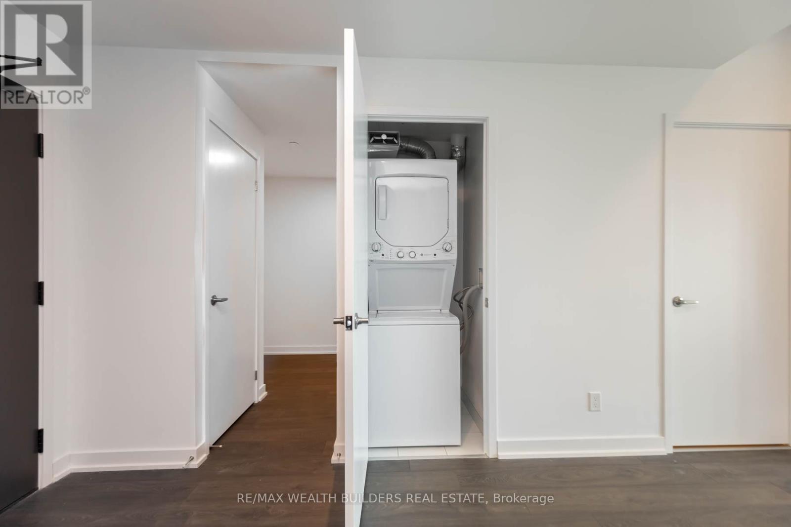 403 - 57 Brock Avenue, Toronto, Ontario M3H 3N2 - Photo 24 - W13790972