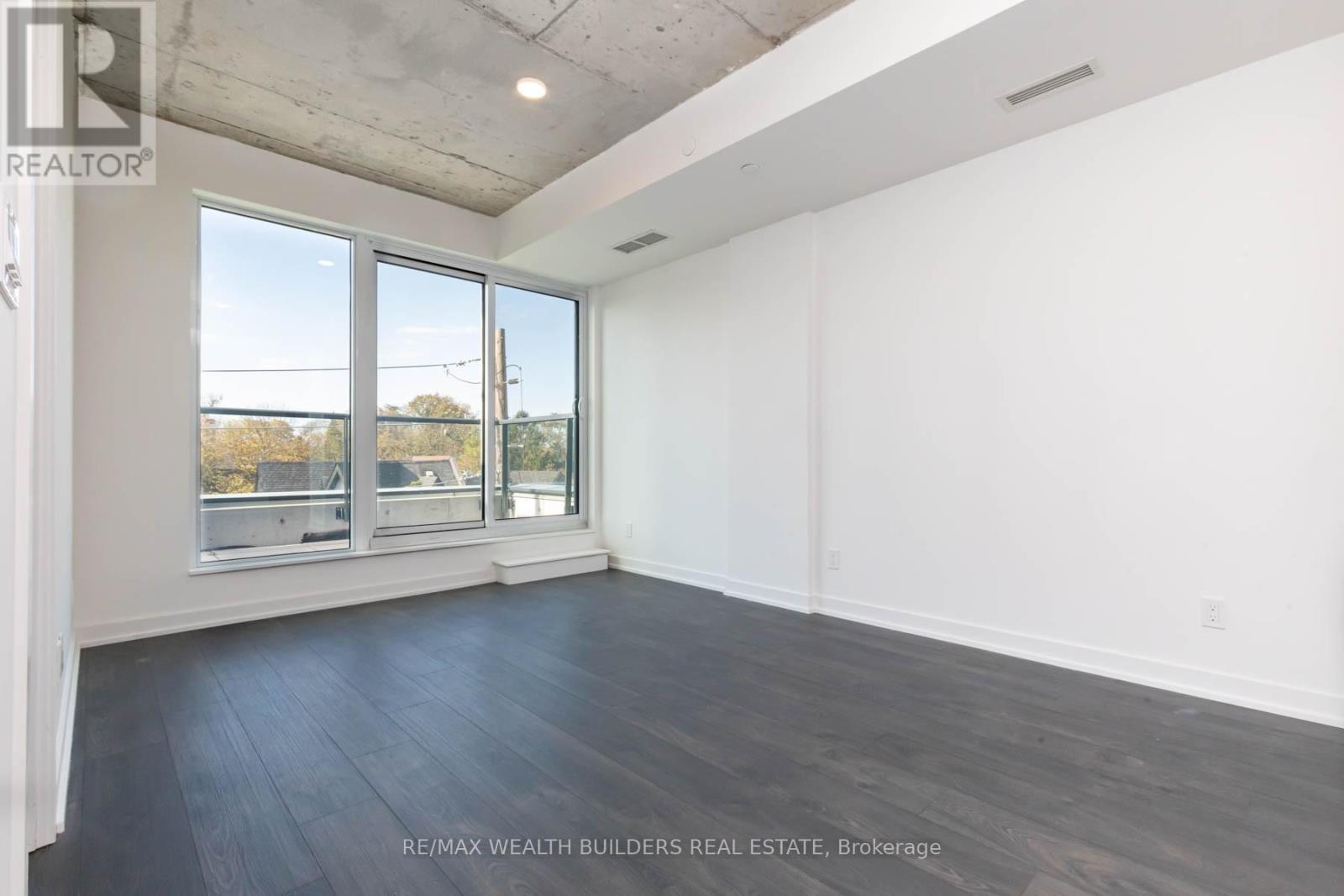 403 - 57 Brock Avenue, Toronto, Ontario M3H 3N2 - Photo 7 - W13790972