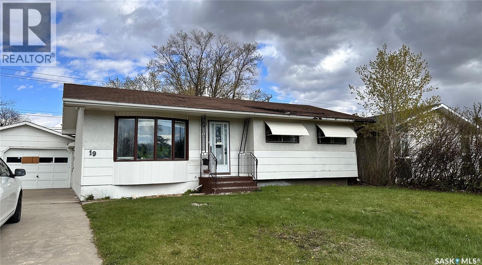 19 O'neil Crescent, Saskatoon, Saskatchewan  S7N 1W7 - Photo 1 - SK048610