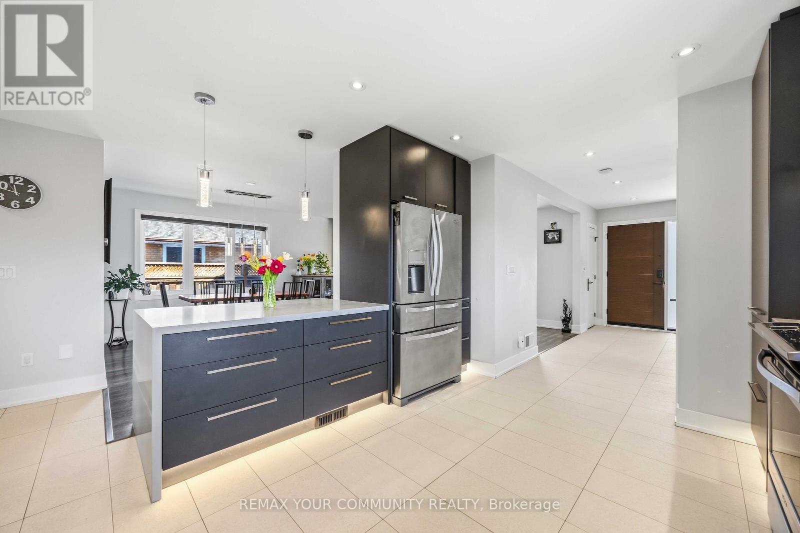 34 Walwyn Avenue, Toronto, Ontario  M9N 3H5 - Photo 12 - W13791064