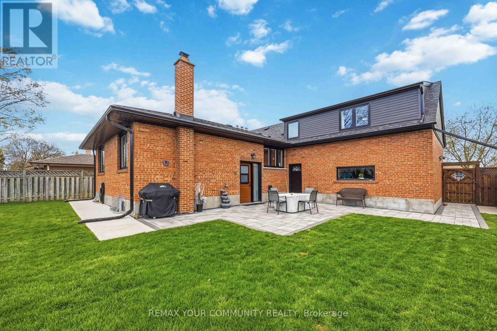 34 Walwyn Avenue, Toronto, Ontario  M9N 3H5 - Photo 33 - W13791064