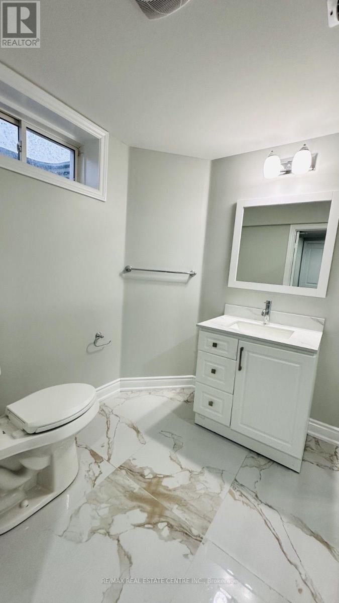 Bsmt - 24 Fawnridge Road, Caledon, Ontario  L7C 3T8 - Photo 10 - W13791076