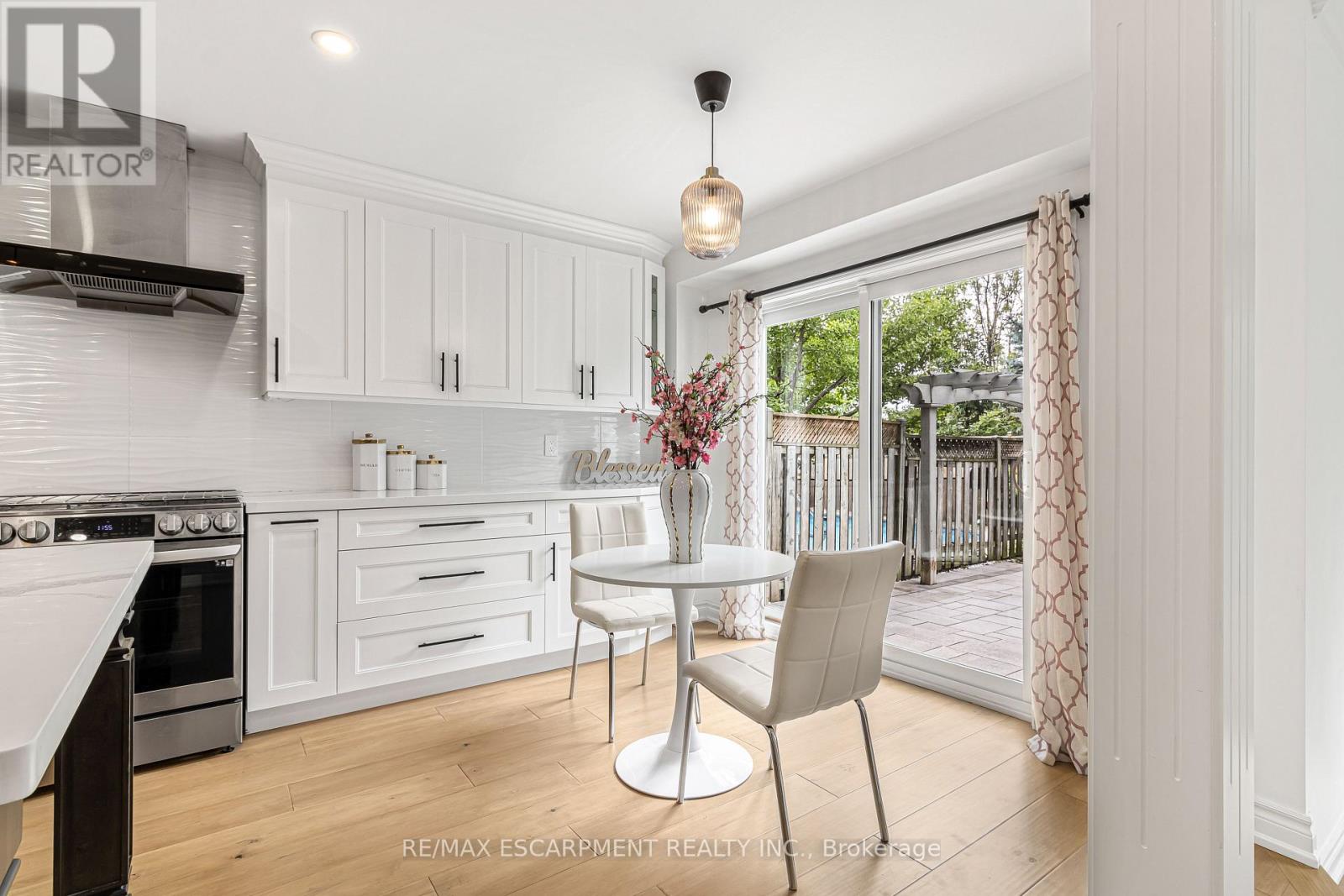 5576 Middlebury Drive, Mississauga, Ontario  L5M 5G8 - Photo 10 - W13791082