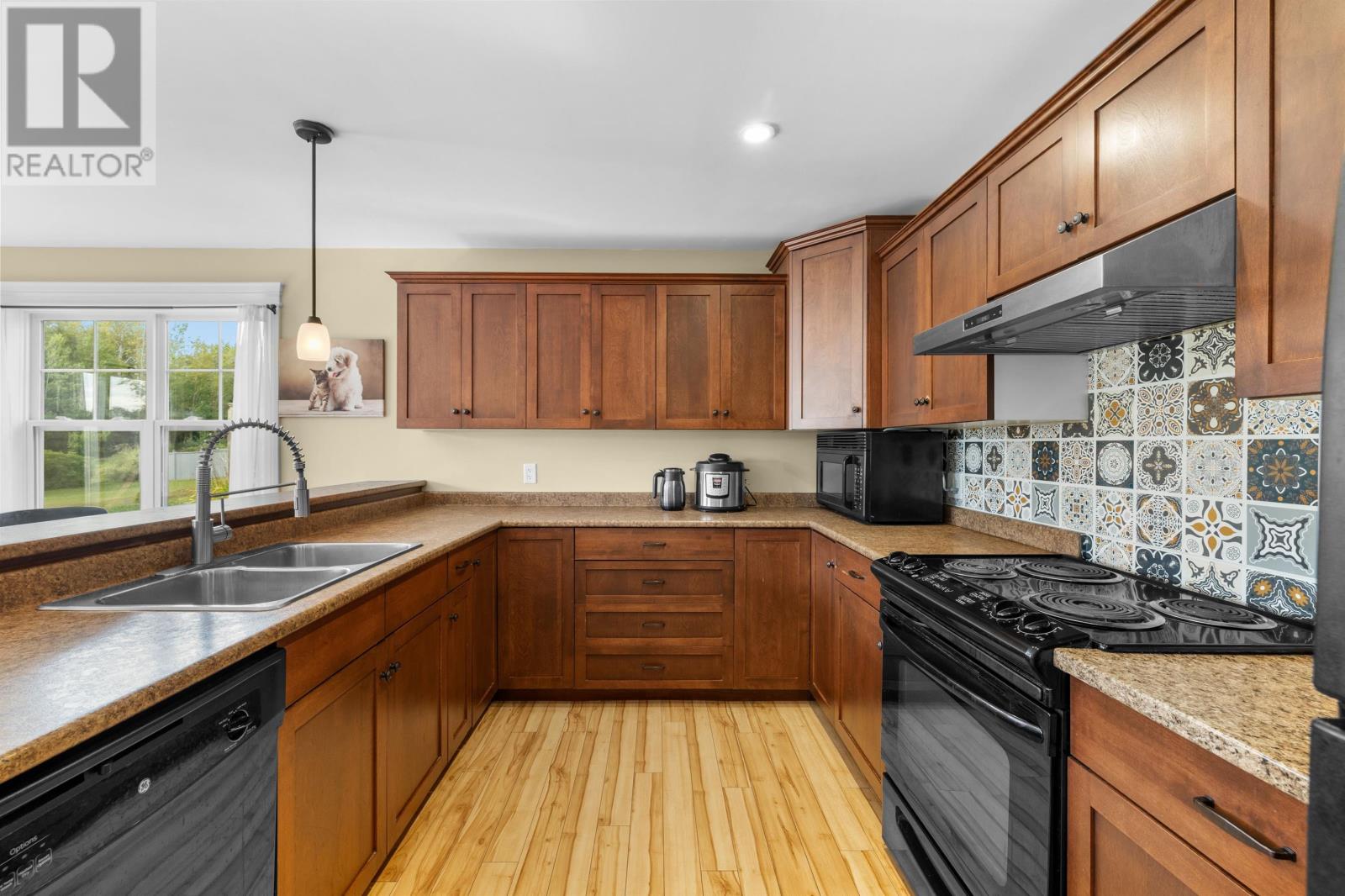 33 Williams Gate, Stratford, Prince Edward Island  C1B 2W2 - Photo 11 - 202623457
