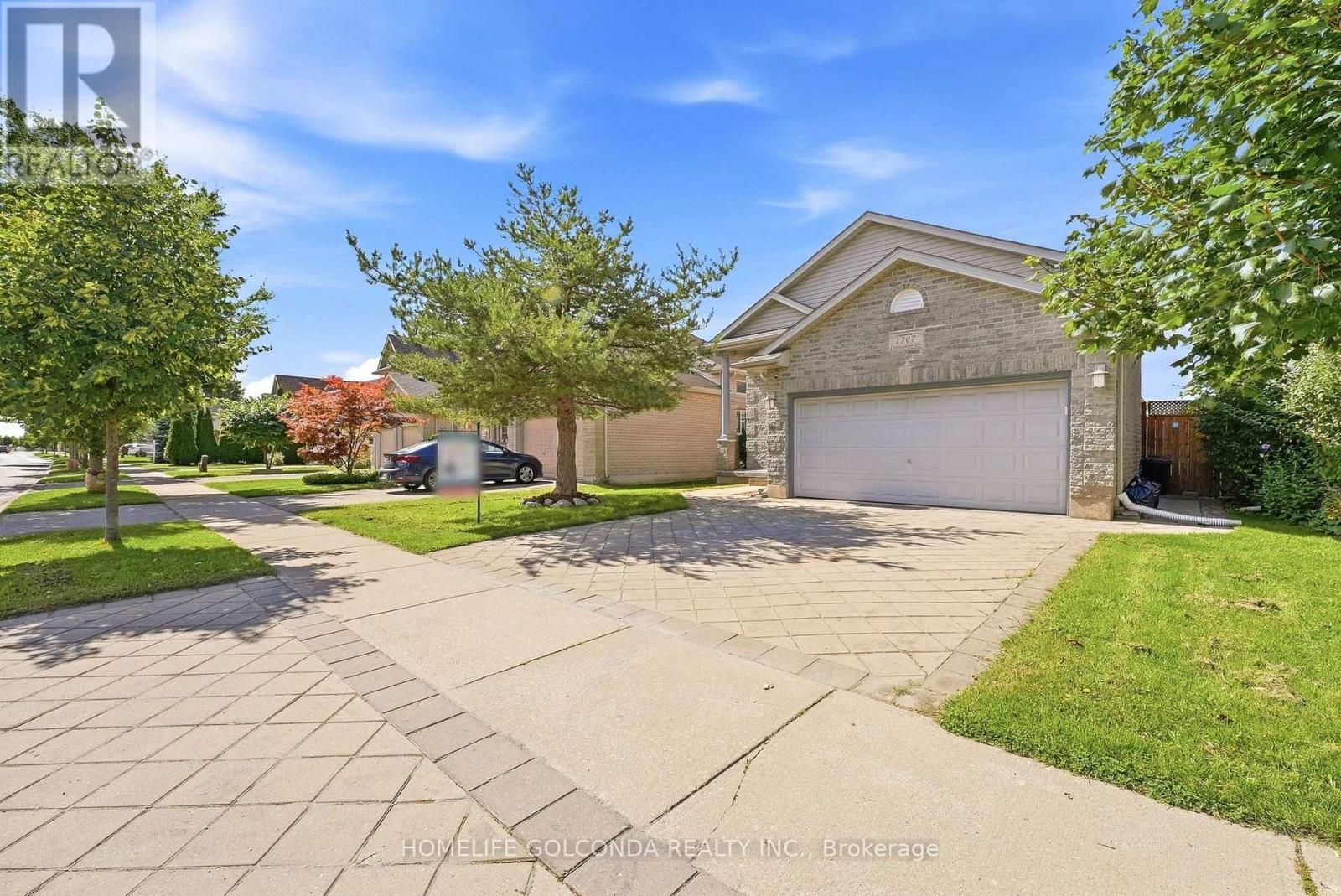 1707 Coronation Drive, London North, Ontario  N6G 5N6 - Photo 2 - X13790782