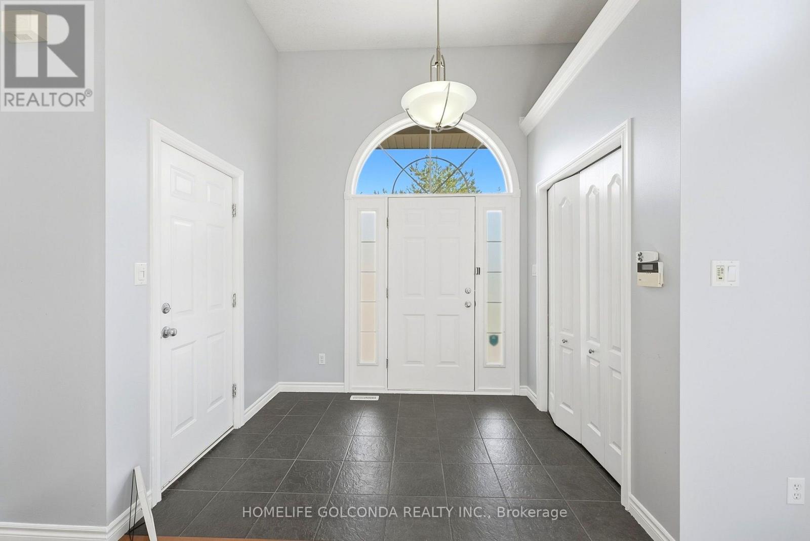 1707 Coronation Drive, London North, Ontario  N6G 5N6 - Photo 4 - X13790782