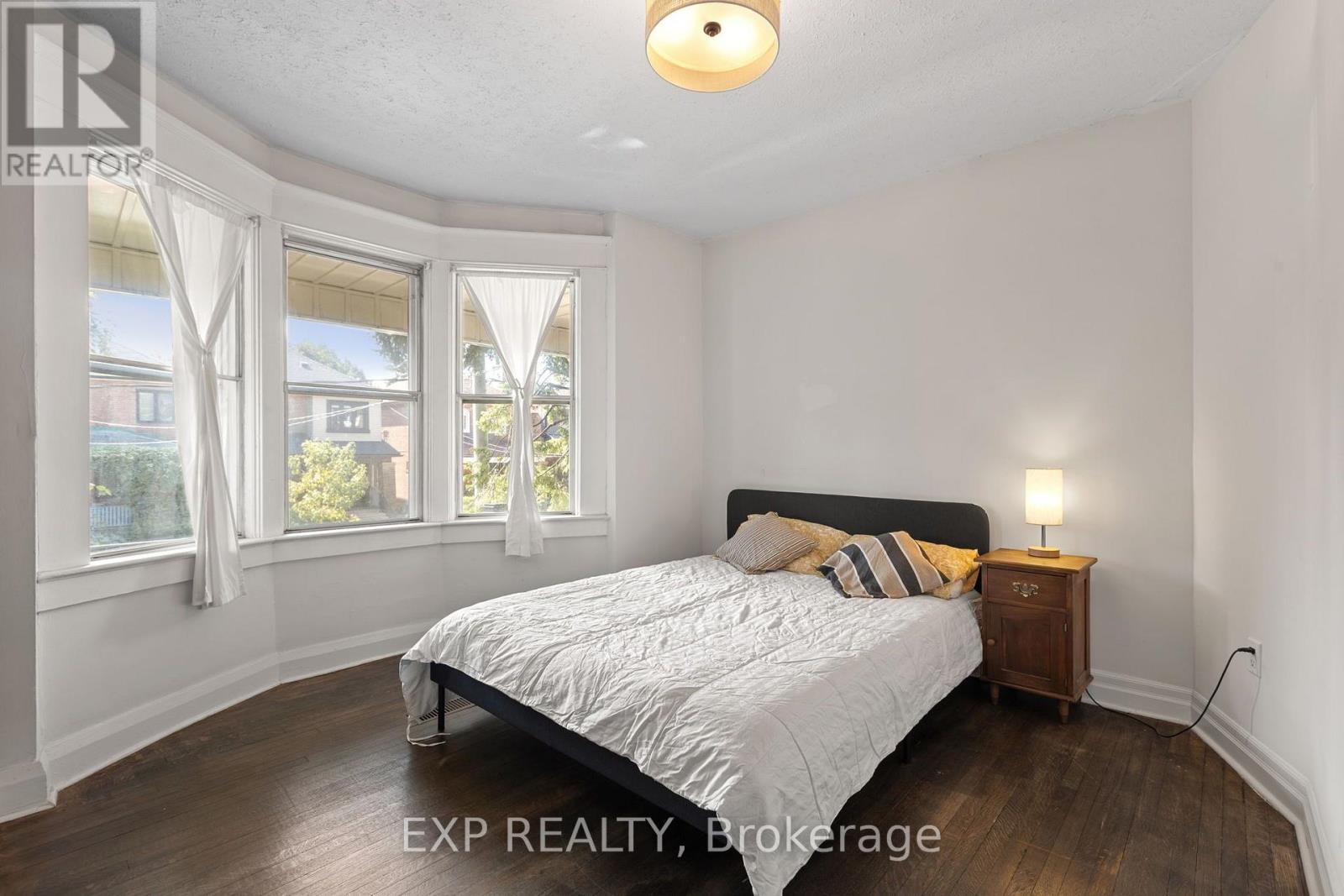 60 Parkdale Road, Toronto, Ontario  M6R 1E2 - Photo 25 - W13783594