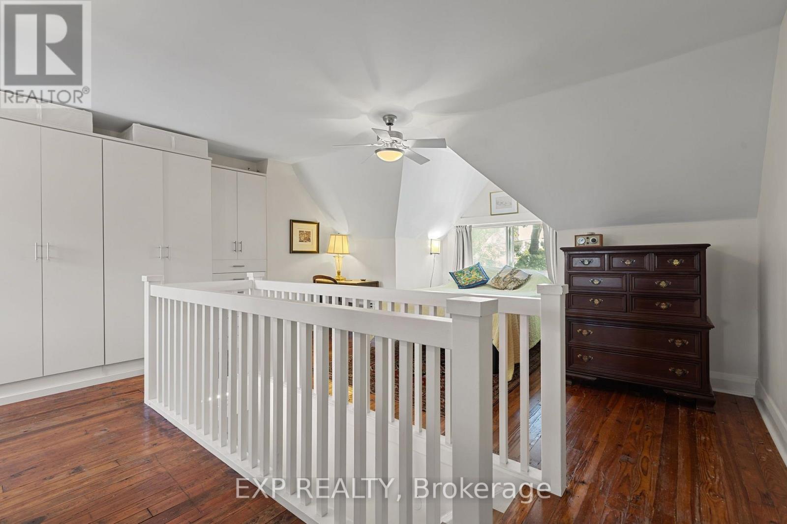 60 Parkdale Road, Toronto, Ontario  M6R 1E2 - Photo 13 - W13783594