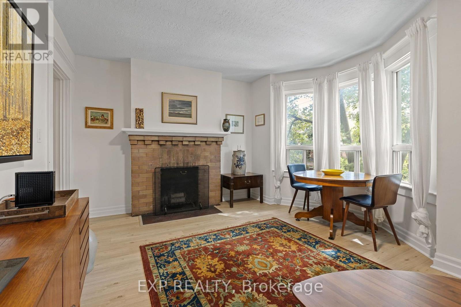 60 Parkdale Road, Toronto, Ontario  M6R 1E2 - Photo 6 - W13783594