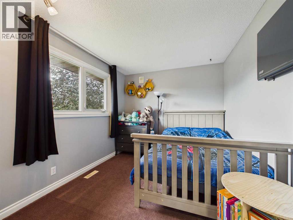32 Haliburton Crescent, Red Deer, Alberta  T4N 6K3 - Photo 18 - A2343116