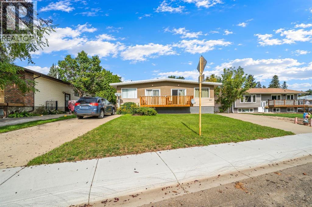 52 9 Avenue E, Brooks, Alberta  T1R 0N5 - Photo 1 - A2344452