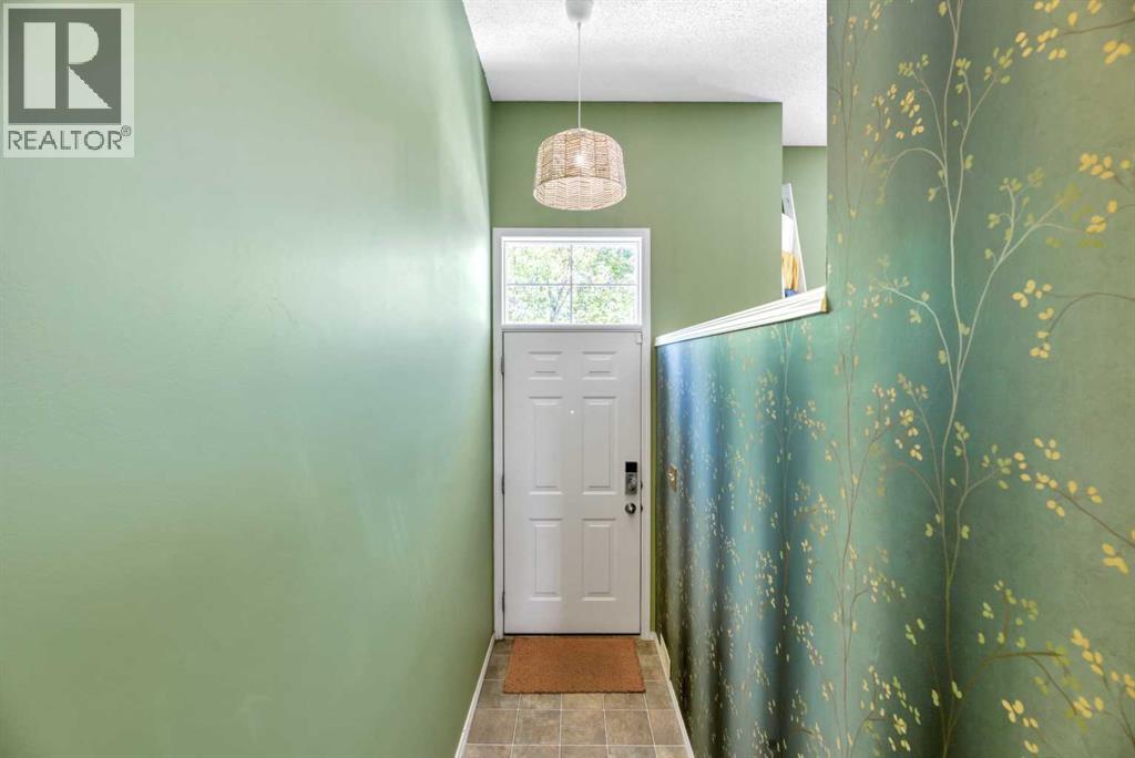 101 Tuscany Springs Gardens Nw, Calgary, Alberta  T3L 2R4 - Photo 3 - A2345189