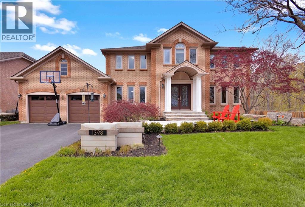 1398 WINTERBERRY Drive, Burlington, Ontario
