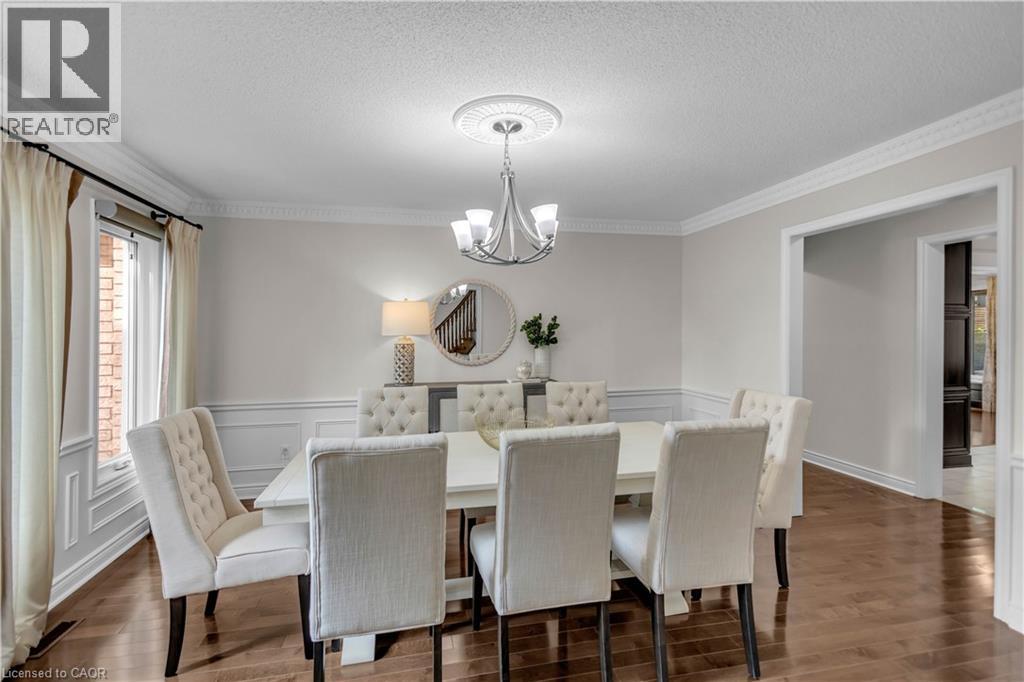 1398 Winterberry Drive, Burlington, Ontario  L7P 4T4 - Photo 9 - 40863706