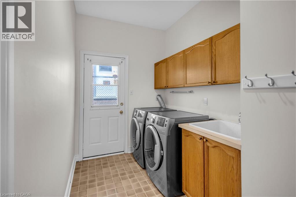 1398 Winterberry Drive, Burlington, Ontario  L7P 4T4 - Photo 23 - 40863706