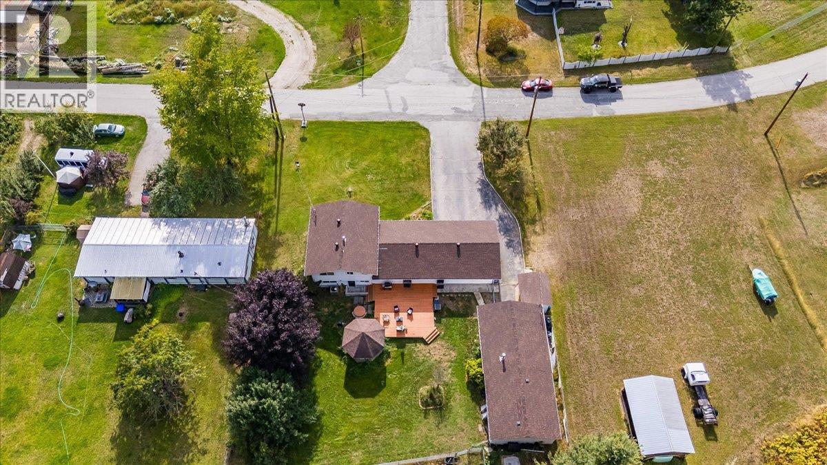 2129 Raspberry Road, Castlegar, British Columbia  V1N 4T6 - Photo 48 - 10400574