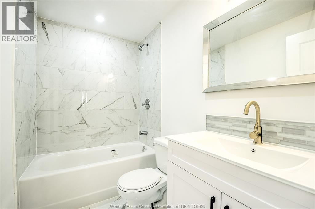 3076 Sandwich Unit# Upper, Windsor, Ontario  N9C 1A4 - Photo 11 - 26022750