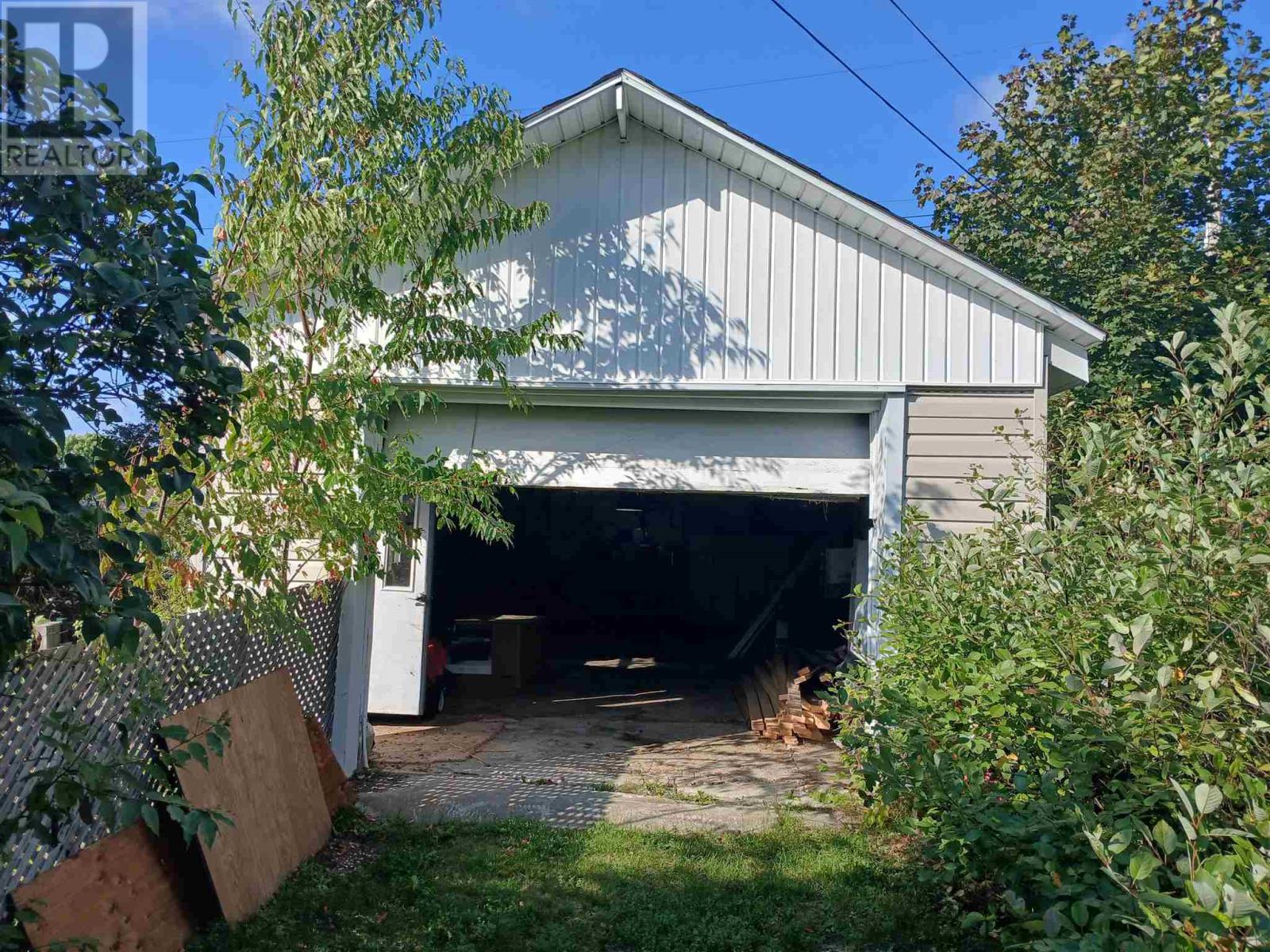 20 Gillanders Rd, Elliot Lake, Ontario  P5A 1W3 - Photo 29 - SM262329