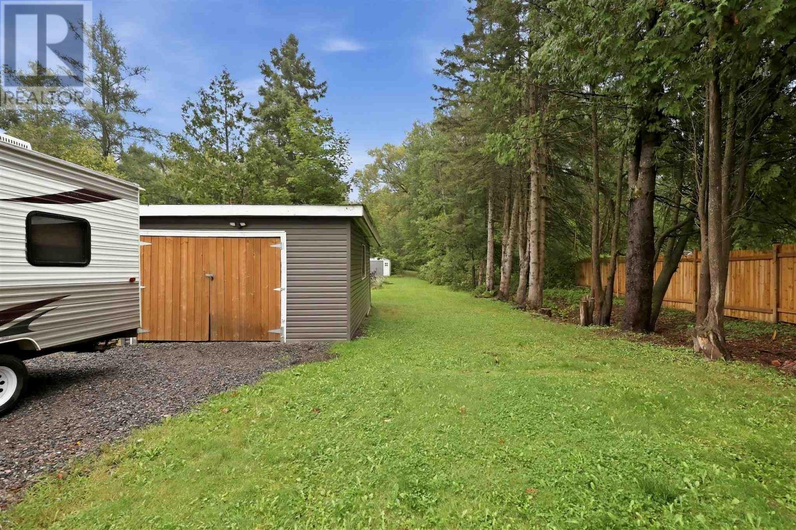 1430 Peoples Rd, Sault Ste. Marie, Ontario  P6C 3W8 - Photo 32 - SM262569
