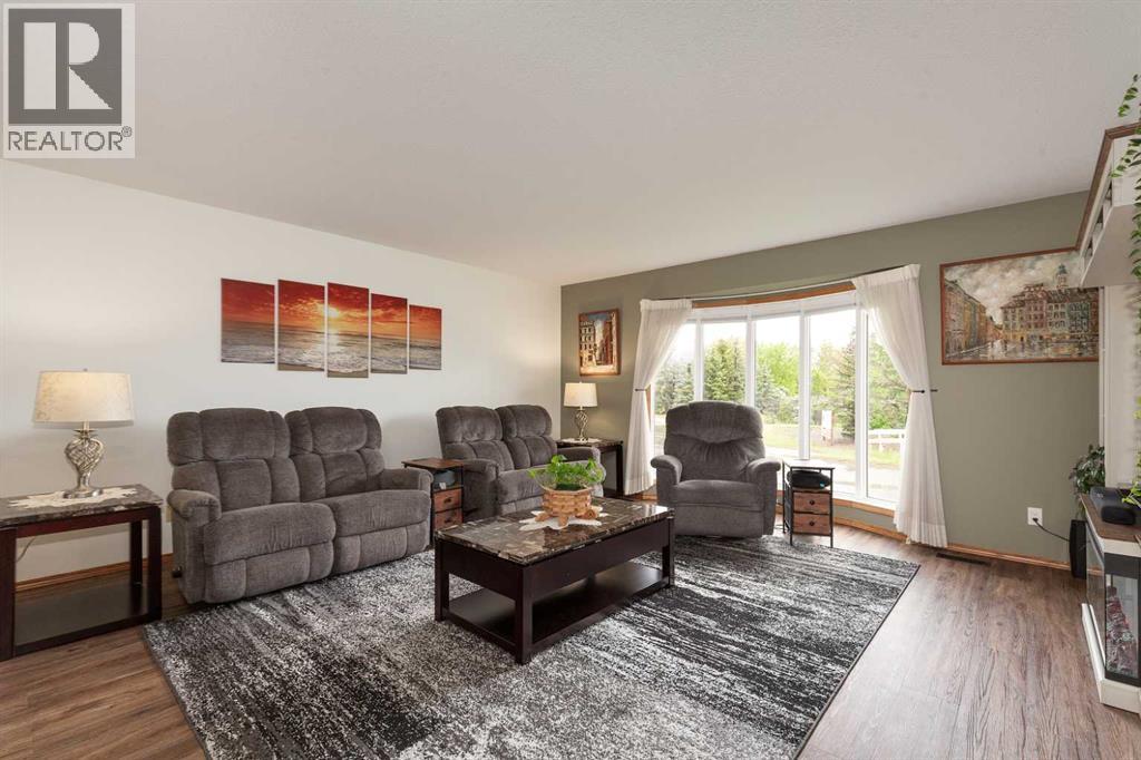 2123 16 Avenue, Coaldale, Alberta  T1M 1J9 - Photo 4 - A2320251