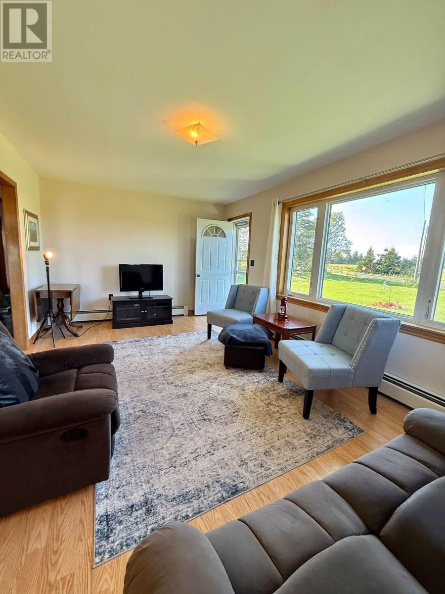 413 Balaklava Road E, Westmoreland, Prince Edward Island  C0A 1J0 - Photo 6 - 202623249