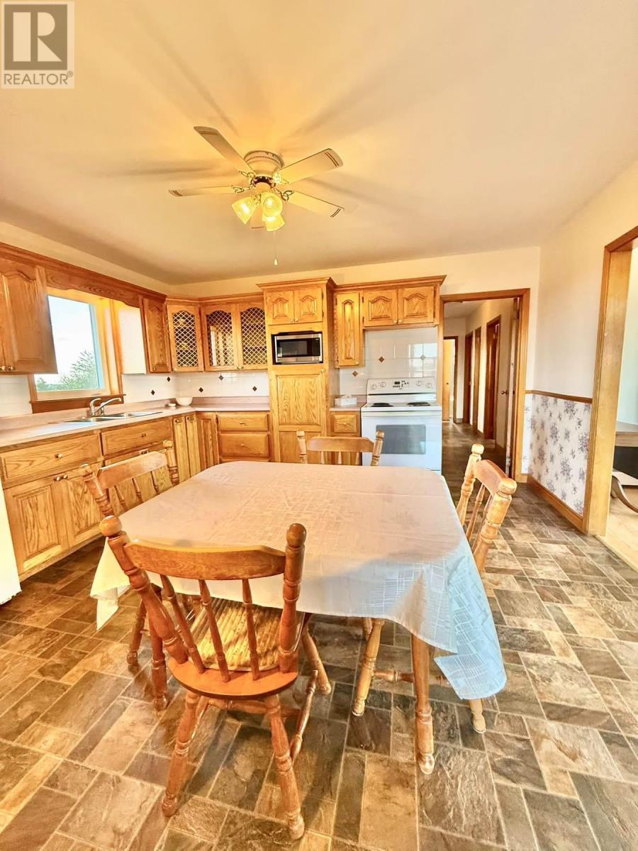 413 Balaklava Road E, Westmoreland, Prince Edward Island  C0A 1J0 - Photo 8 - 202623249