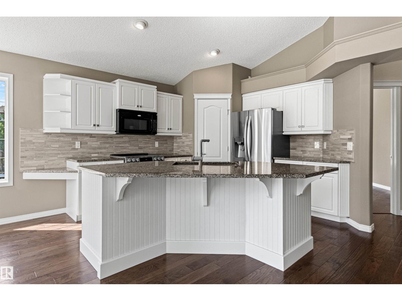 172 Galland Cr Nw, Edmonton, Alberta  T5T 6P3 - Photo 15 - E4507455