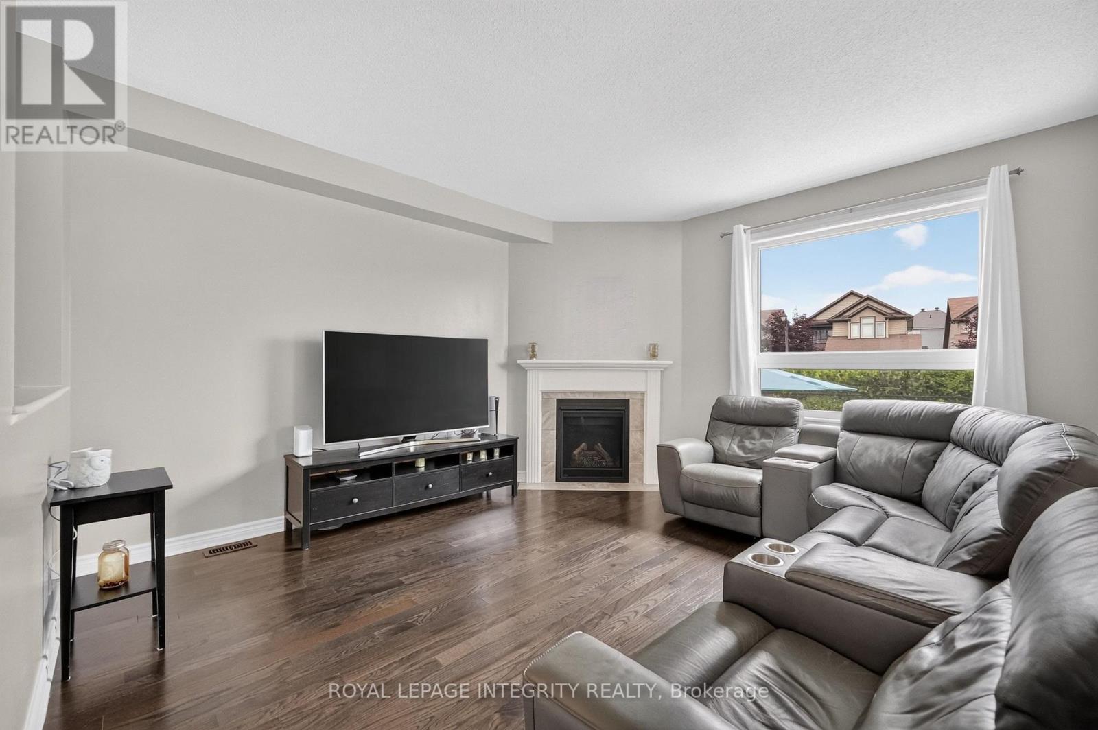 129 Dorina Sarazin Crescent, Clarence-Rockland, Ontario  K4K 0G6 - Photo 12 - X13791168