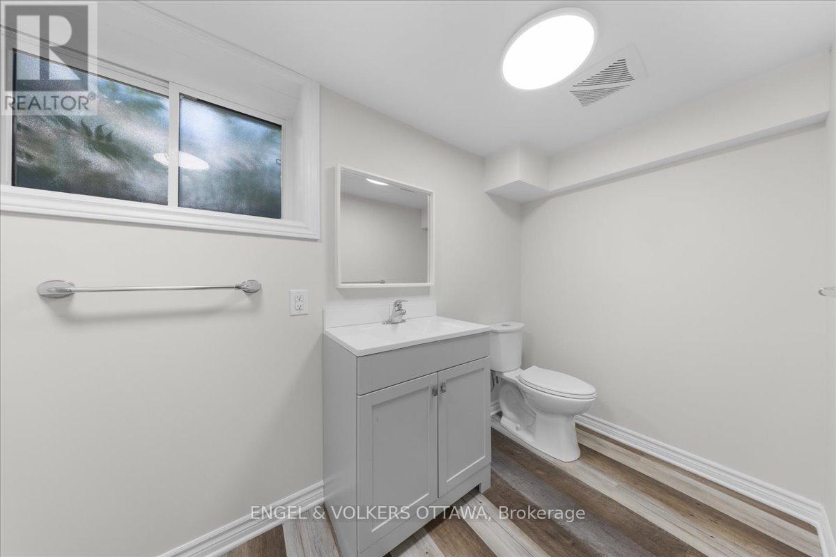 B - 616 Browning Avenue, Ottawa, Ontario  K1G 0T9 - Photo 16 - X13791188