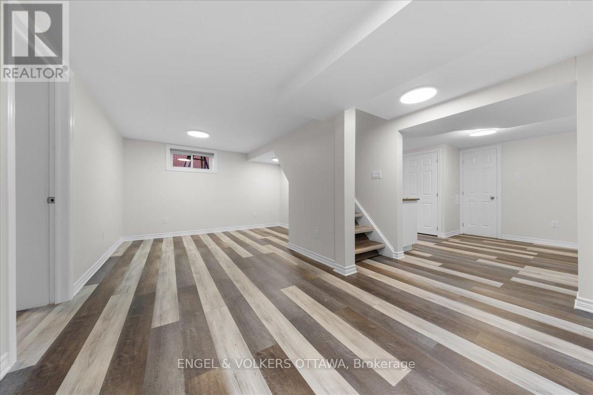B - 616 Browning Avenue, Ottawa, Ontario  K1G 0T9 - Photo 7 - X13791188