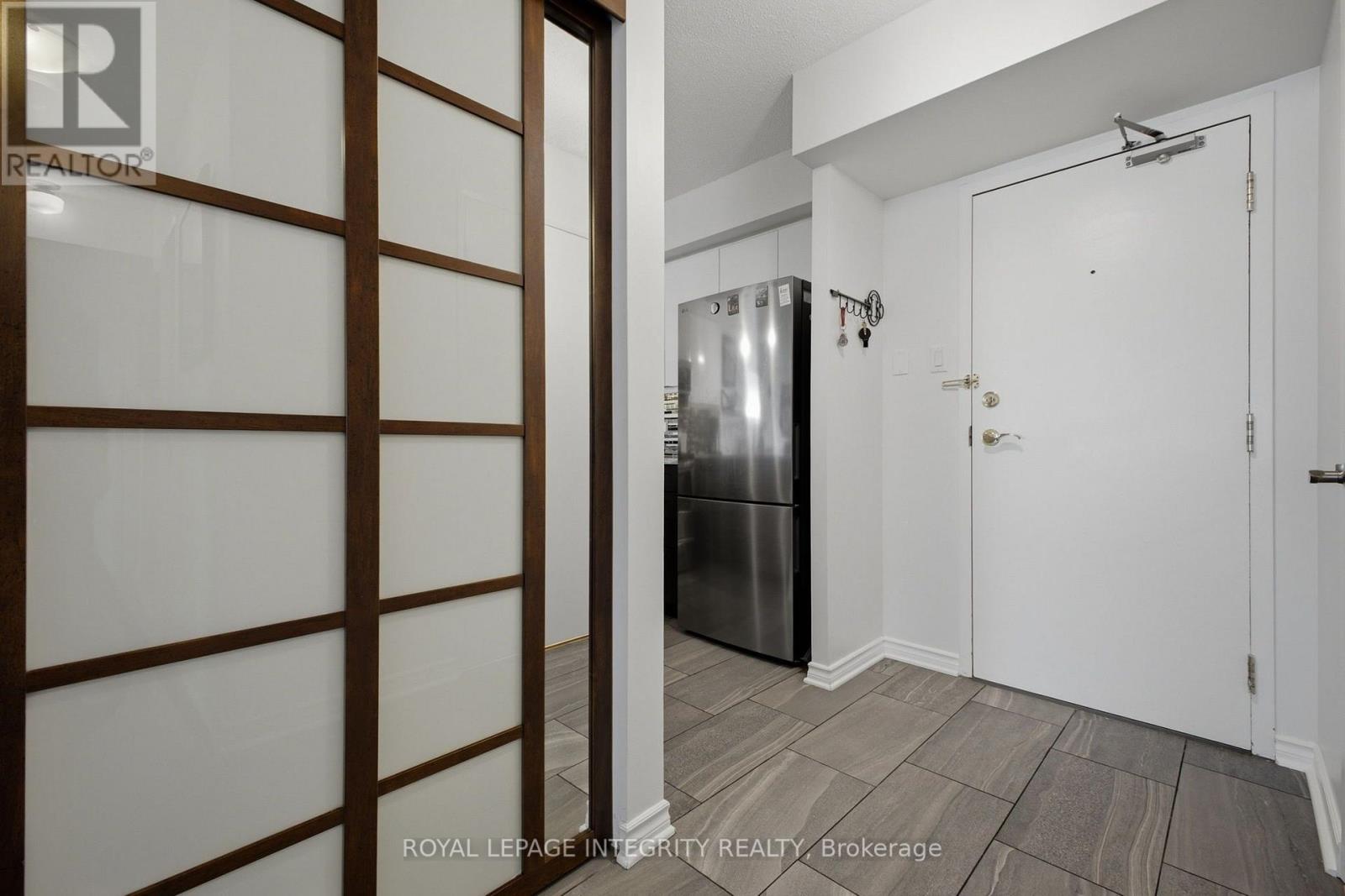 803 - 545 St Laurent Boulevard, Ottawa, Ontario  K1K 4H9 - Photo 5 - X13791270