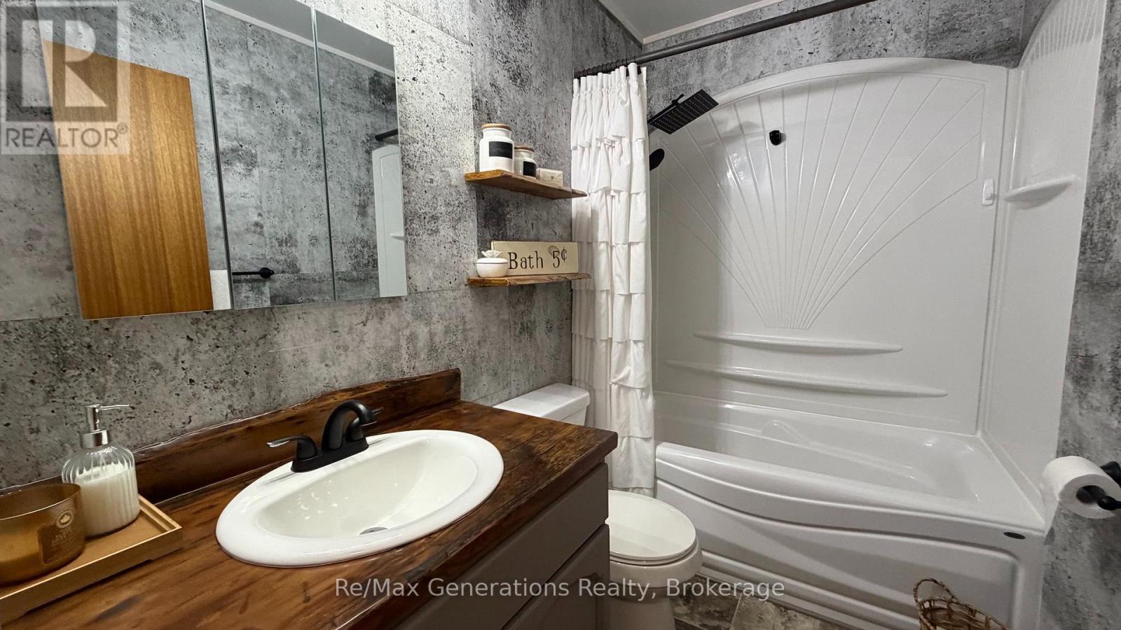 2 Cavanaugh Crescent S, Terrace Bay, Ontario  P0T 2W0 - Photo 14 - X13791114