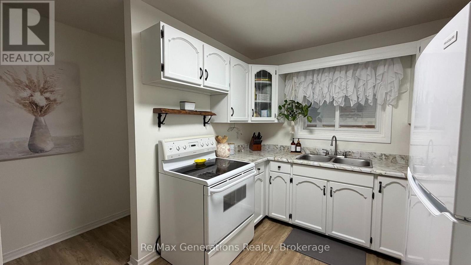 2 Cavanaugh Crescent S, Terrace Bay, Ontario  P0T 2W0 - Photo 5 - X13791114