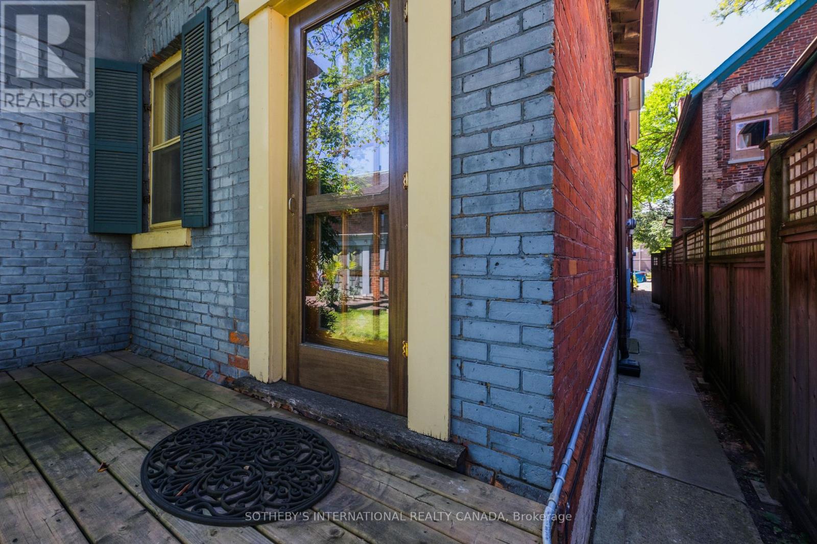 21 Rose Avenue, Toronto, Ontario  M4X 1N7 - Photo 18 - C13791150