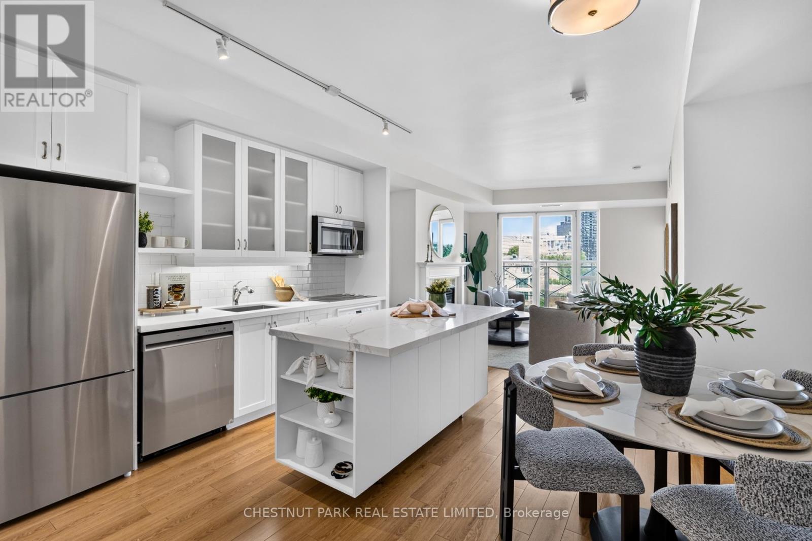 607 - 20 Scrivener Square, Toronto, Ontario M4W 3X9 - Photo 2 - C13791156