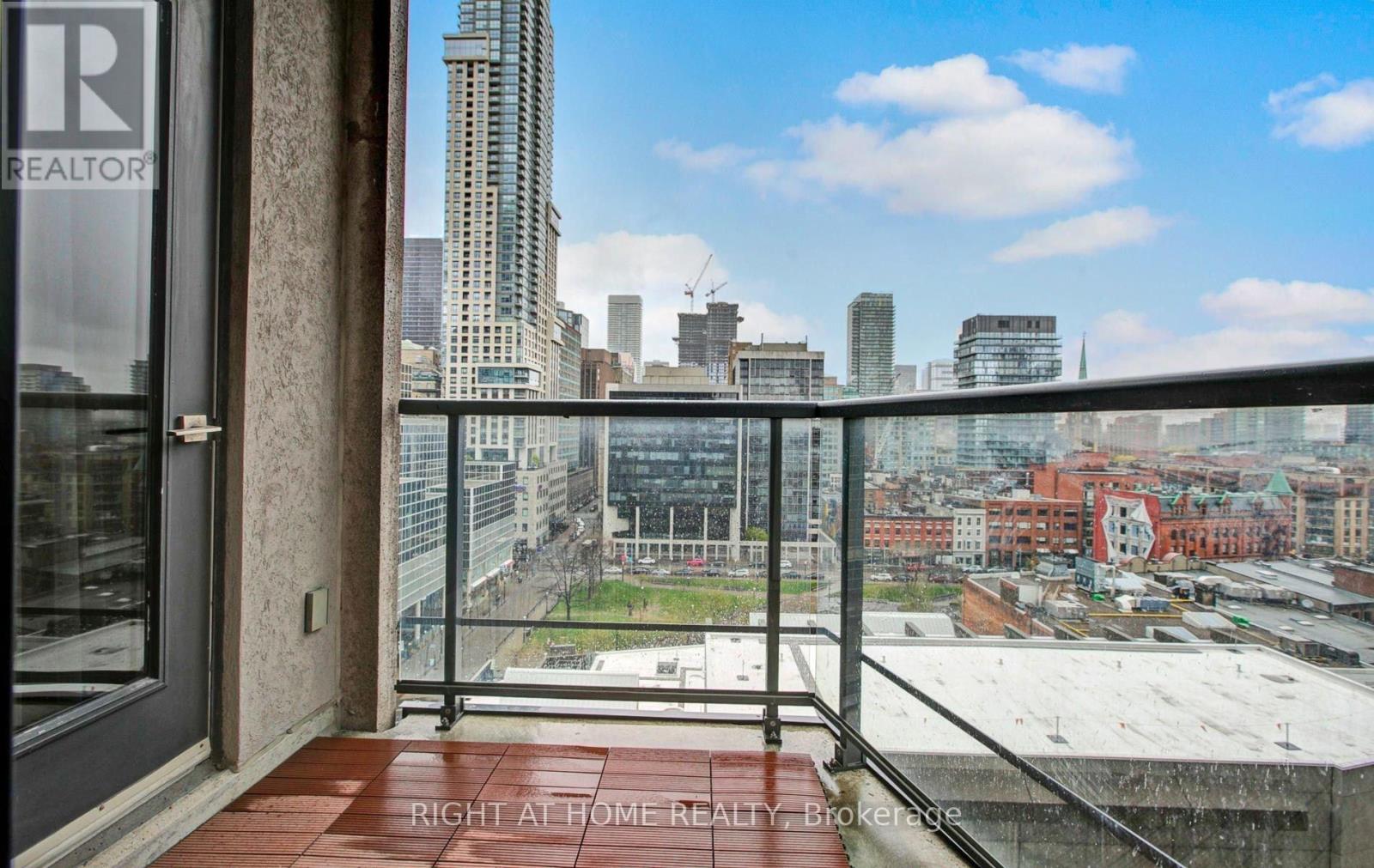 1409 - 1 Scott Street, Toronto, Ontario M5E 1A1 - Photo 12 - C13791174