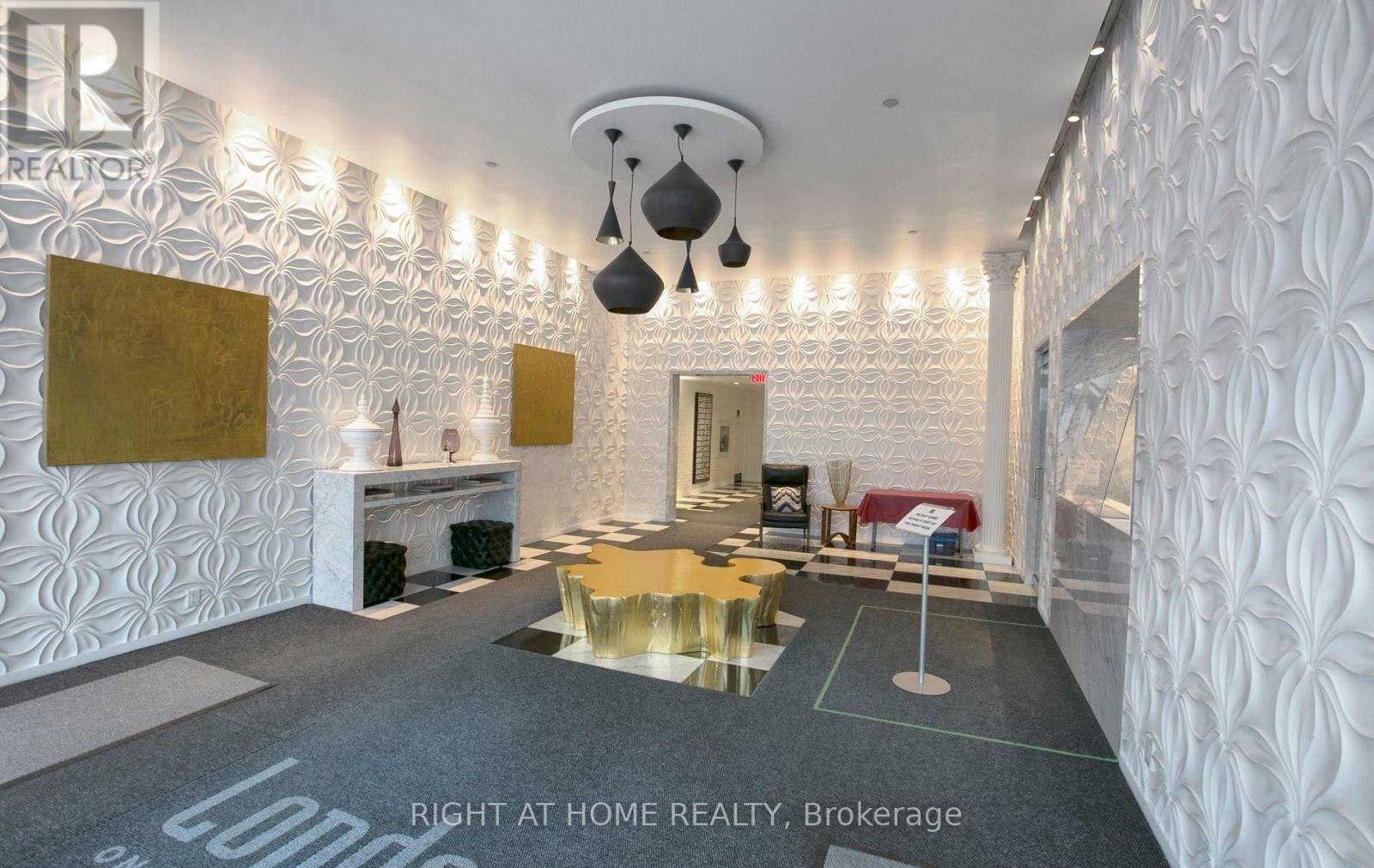 1409 - 1 Scott Street, Toronto, Ontario M5E 1A1 - Photo 2 - C13791174