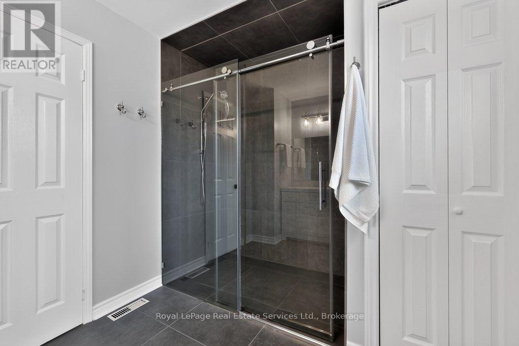 1217 Rosethorne Road, Oakville, Ontario  L6M 1H5 - Photo 29 - W13791200